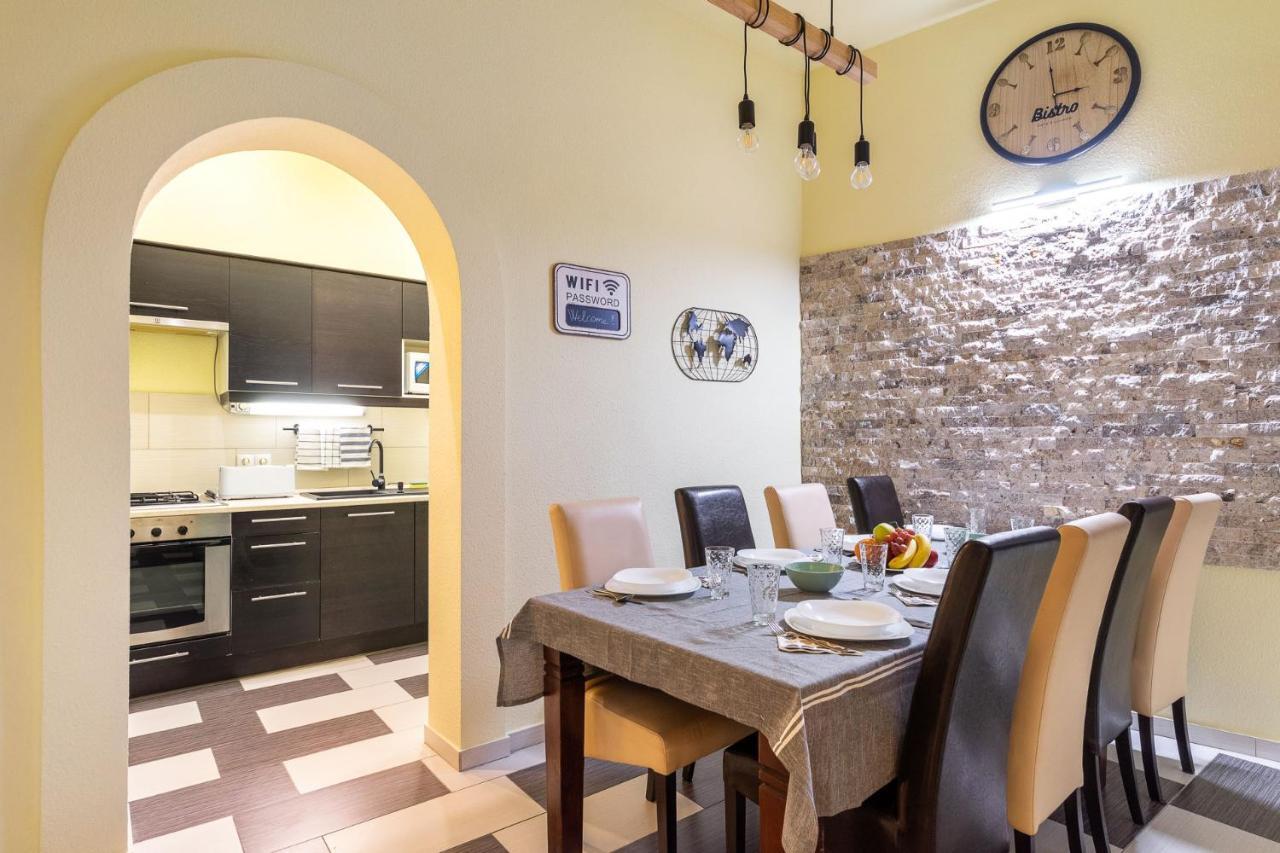 Trendy Grand Boulevard Designer Apartamento *