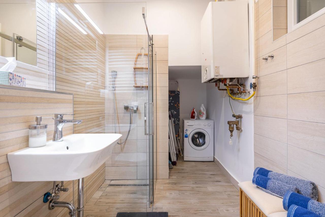 Appartement Trendy Grand Boulevard Designer Brand New Boedapest